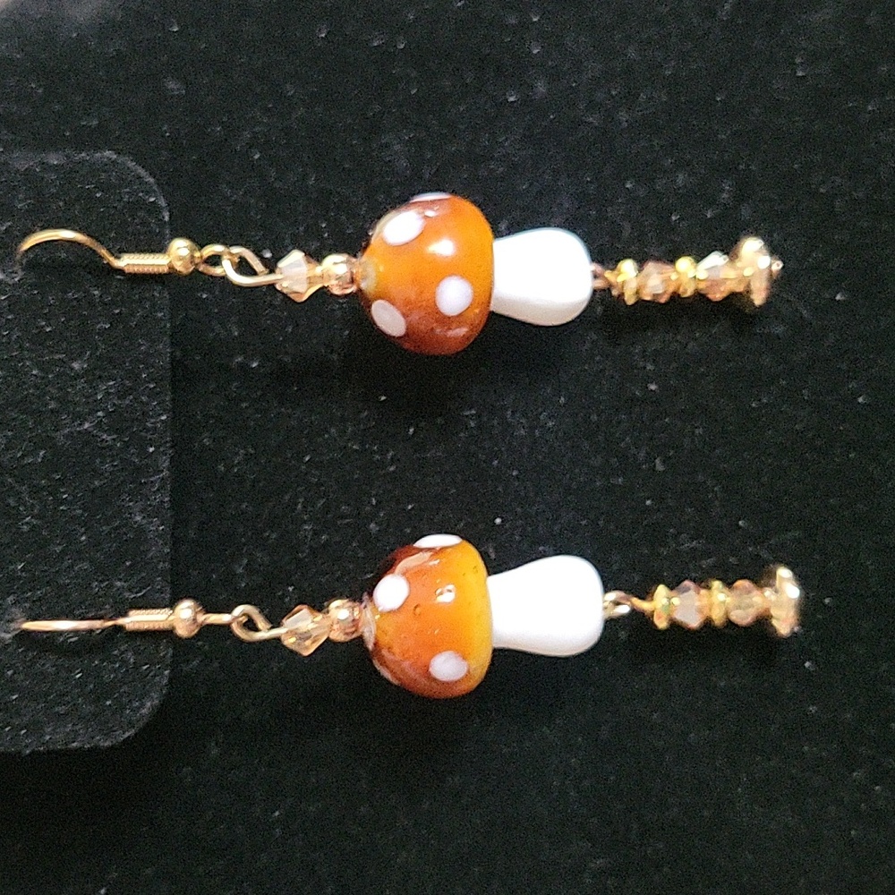 Handcrafted earrings - Picture 3 of 6
